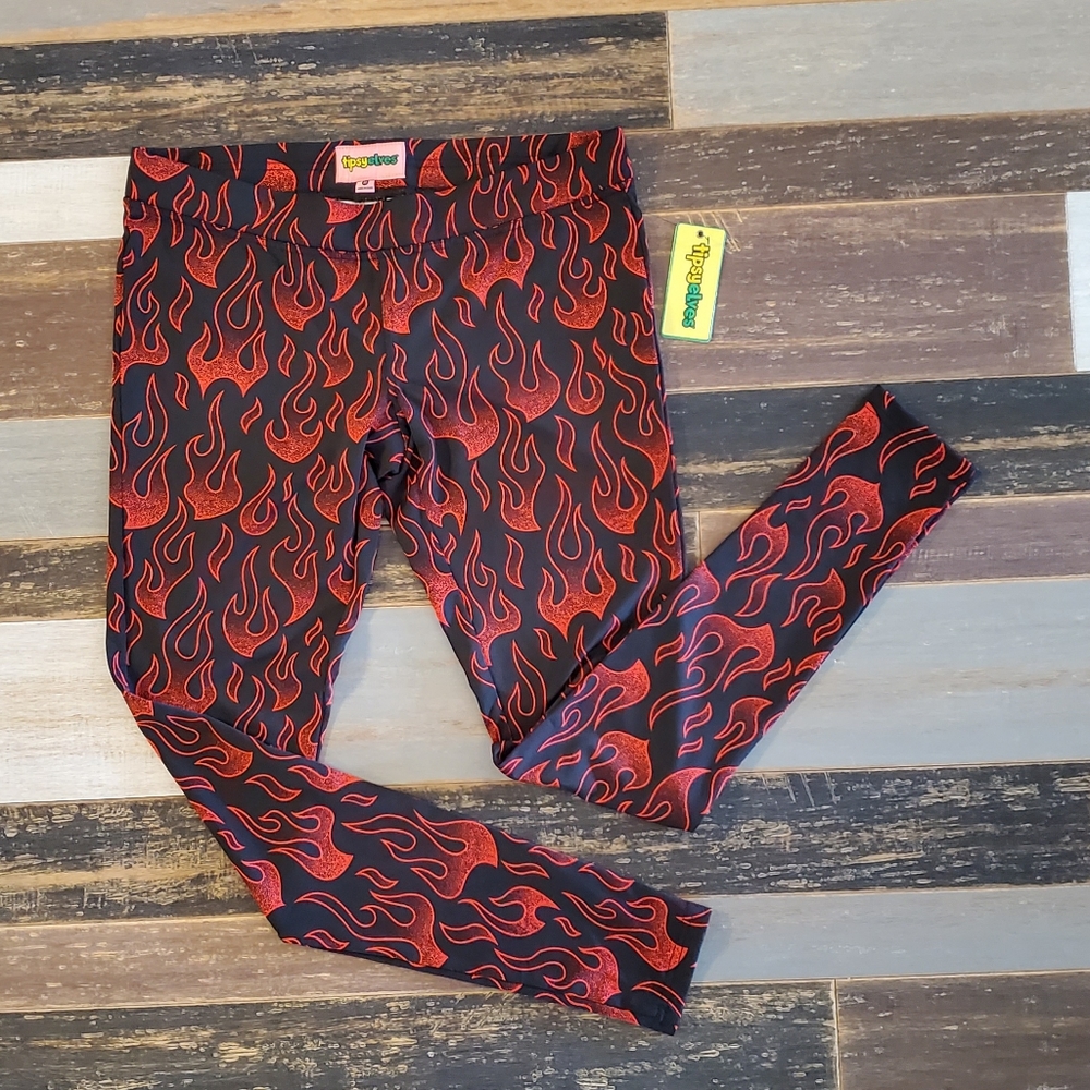 TIPSY ELVES DEVIL FLAME LEGGINGS SzM NWT - Picture 2 of 7